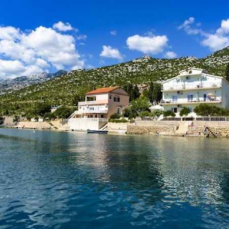 Apartments Domagoj - On The Beach Lukovo Šugarje Eksteriør billede