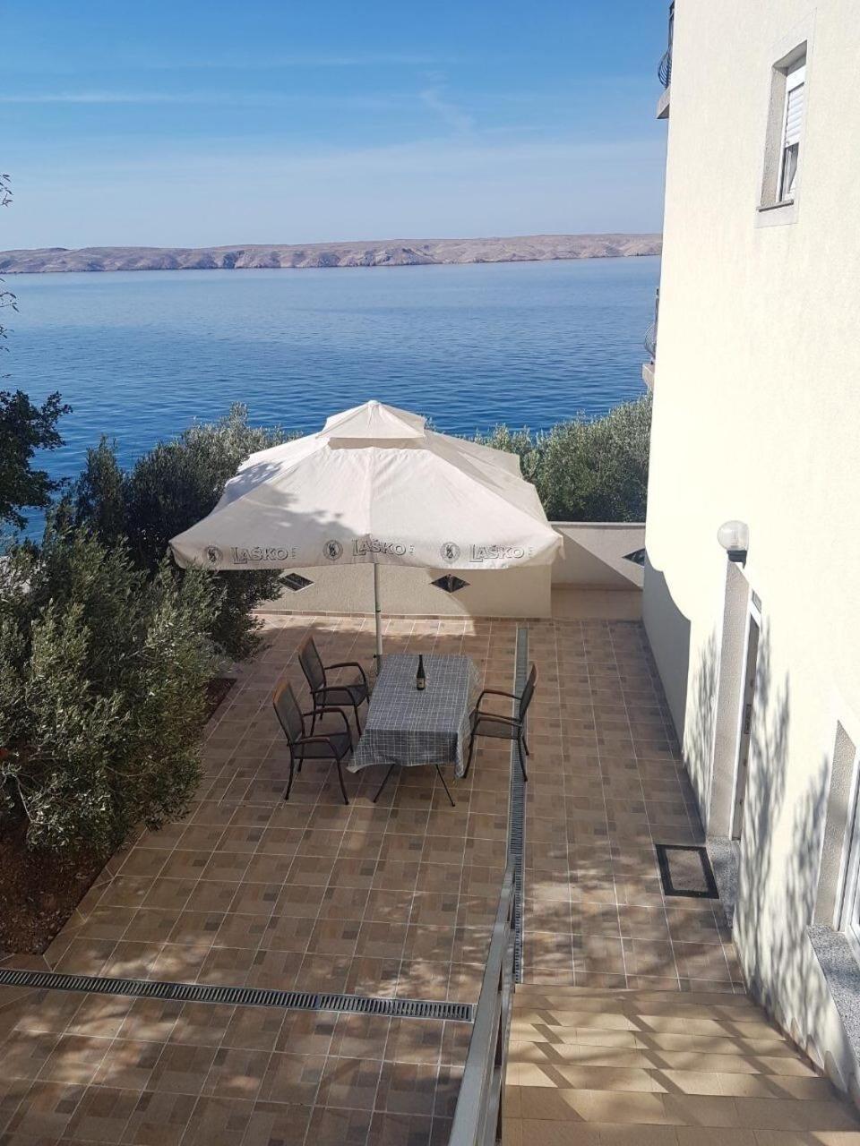 Apartments Domagoj - On The Beach Lukovo Šugarje Eksteriør billede